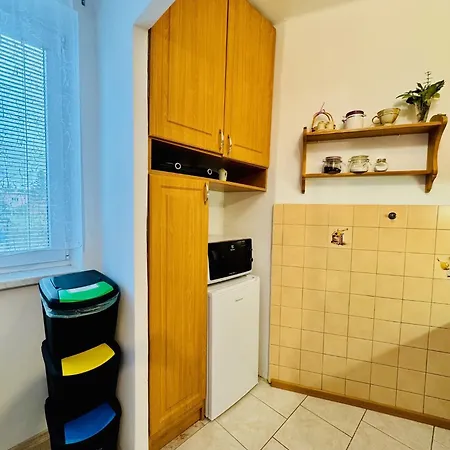 Garsonka Ve Dvore Dvur Kralove nad Labem